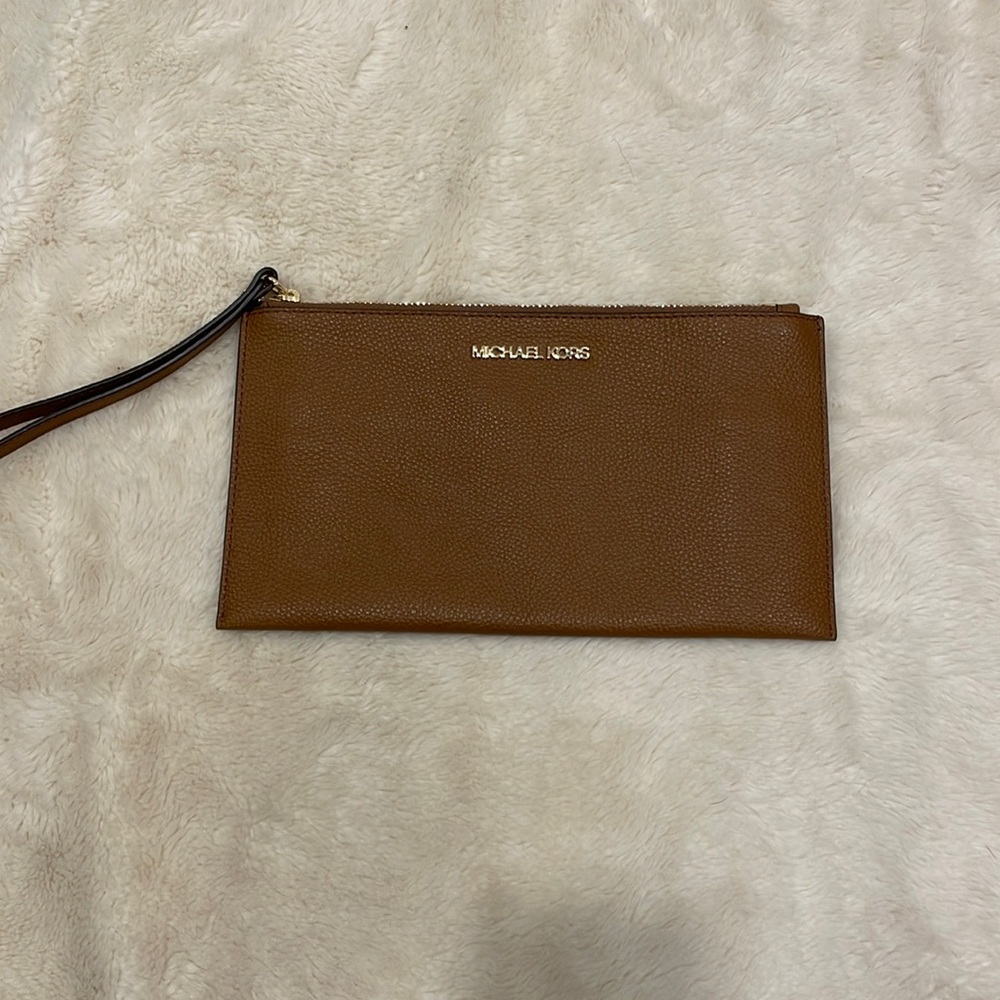 Authentic Michael Kors Wristlet
